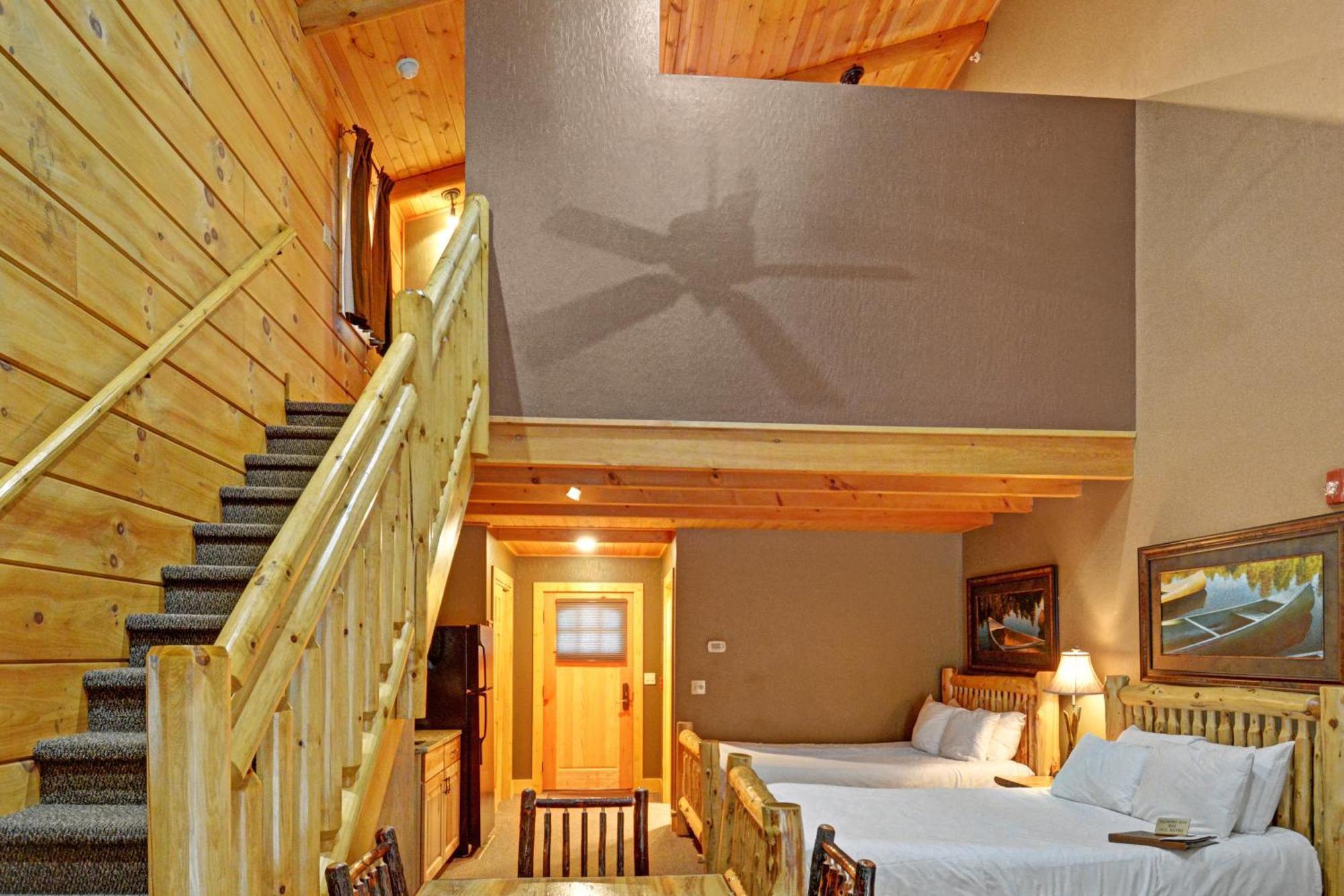 The Lodges At Sunset Village McHenry Δωμάτιο φωτογραφία